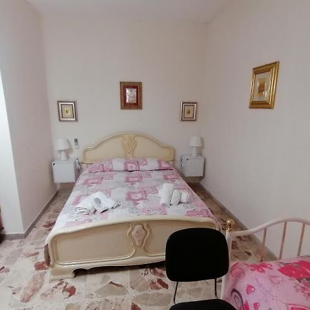 San Caloiru Home Naro Exterior photo